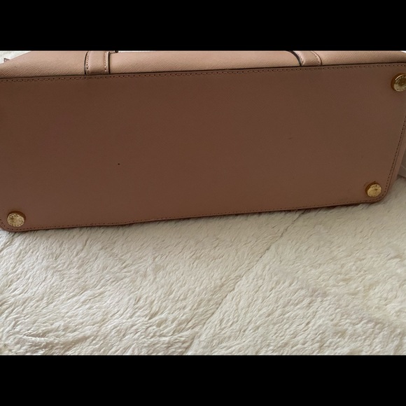 Michael Kors Handbag - Picture 4 of 4